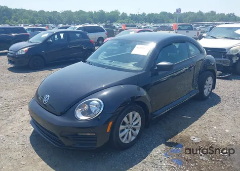 2017 Volkswagen Beetle #Pinkbeetle/1.8T Classic/1.8T S из США, поврежденный, VIN 3VWF17AT9HM623552